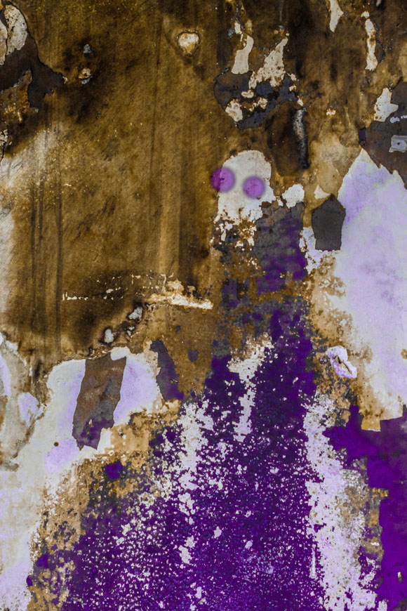 Fotomotiv welches an abstrakte Fotografie erinnert, Bildtitel: Gaskrieg