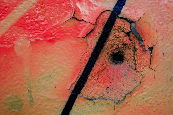 Fotomotiv welches an abstrakte Fotografie erinnert, Bildtitel: Der finale Schuss